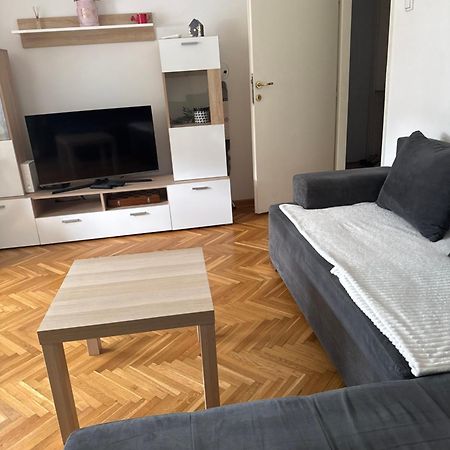 Apartman Fuerte 2 Belgrade Exterior photo